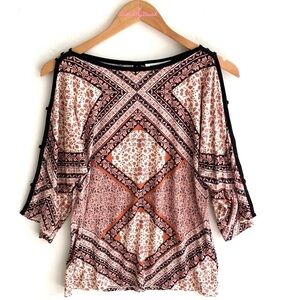 Rise + Olive floral print cold shoulder blouse,‎ Size S, NWT